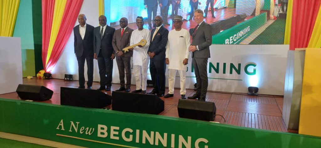 From left; Osagie Okunbor, managing director & country chair Shell Production Development Company; Demola Adeyemi Bero, director, Renaissance; Gbite Falade, director, Renaissance; Layi Fatona, chairman, Renaissance; Tony Attah, managing director, Renaissance; Bayo Ojulari, executive vice president and chief operating officer, Renaissance and Marno De Jong, senior vice president Shell Nigeria at a ceremony in Port Harcourt to mark Renaissance acquisition of SPDC assets .