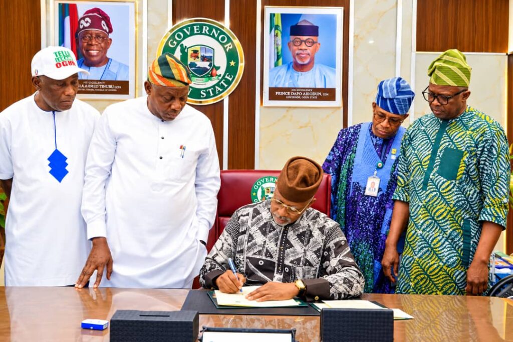 L-R: The Vice Chairman, Ogun State House of Assembly Committee on Education, Dr. Babatunde Tella; Speaker, Ogun State House of Assembly, Rt. Hon. Oludaisi Elemide; Ogun State Governor, Prince Dapo Abiodun; Head of Service, Mr. Olarenwaju Saka; and Commissioner for Education, Science and Technology, Prof. Abayomi Arigbabu, during the signing into law of the Education and Skills Trust Fund Bill by Governor Abiodun at the Governor’s Office, Oke-Mosan, Abeokuta, on Friday.
